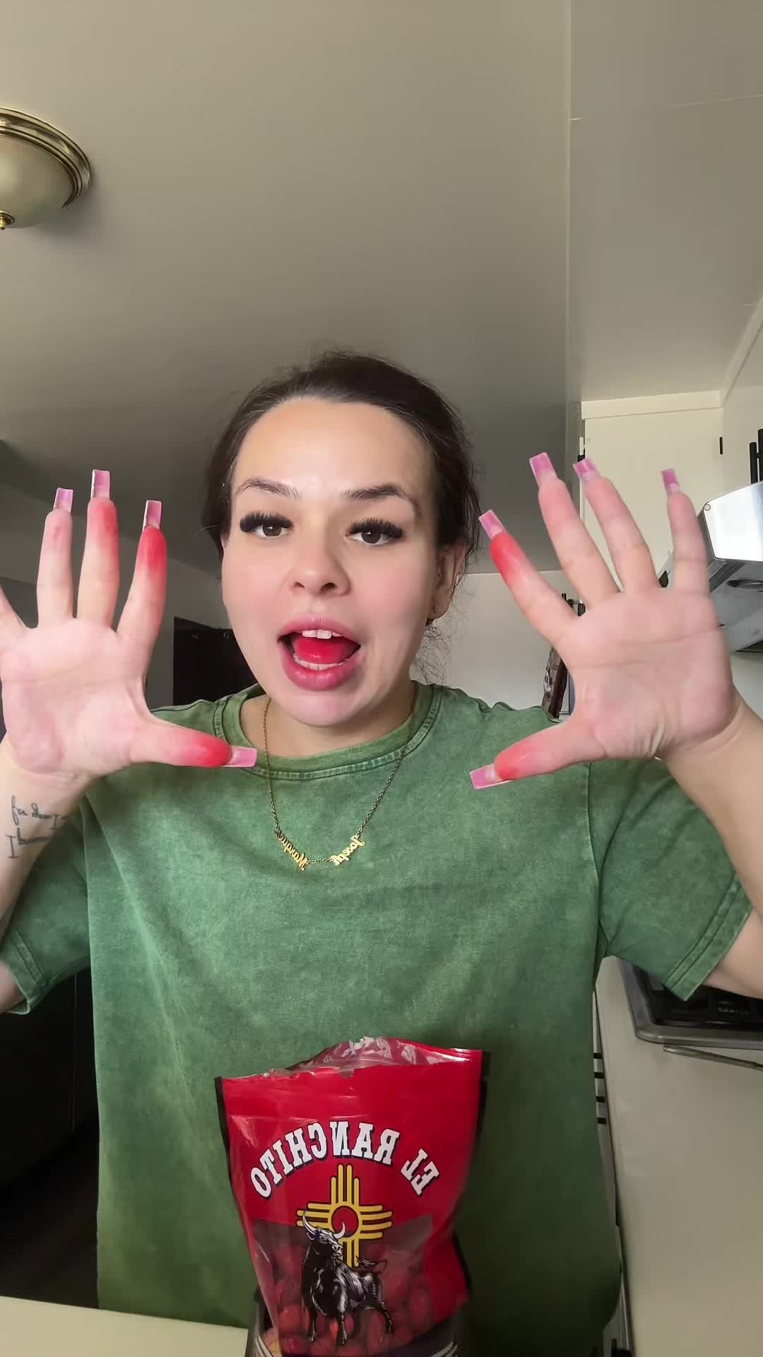 @WHOSTHATGIRLXO