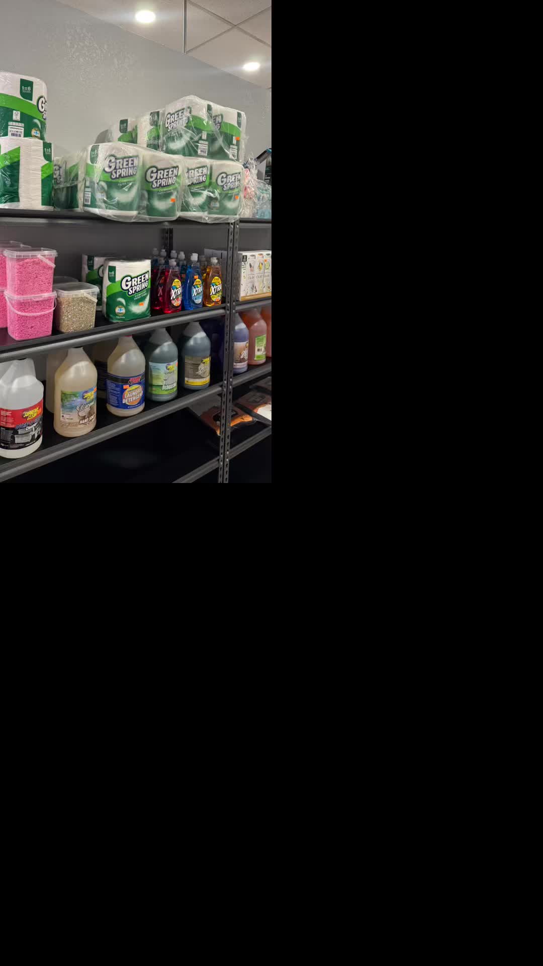 @Laundry detergent supplies