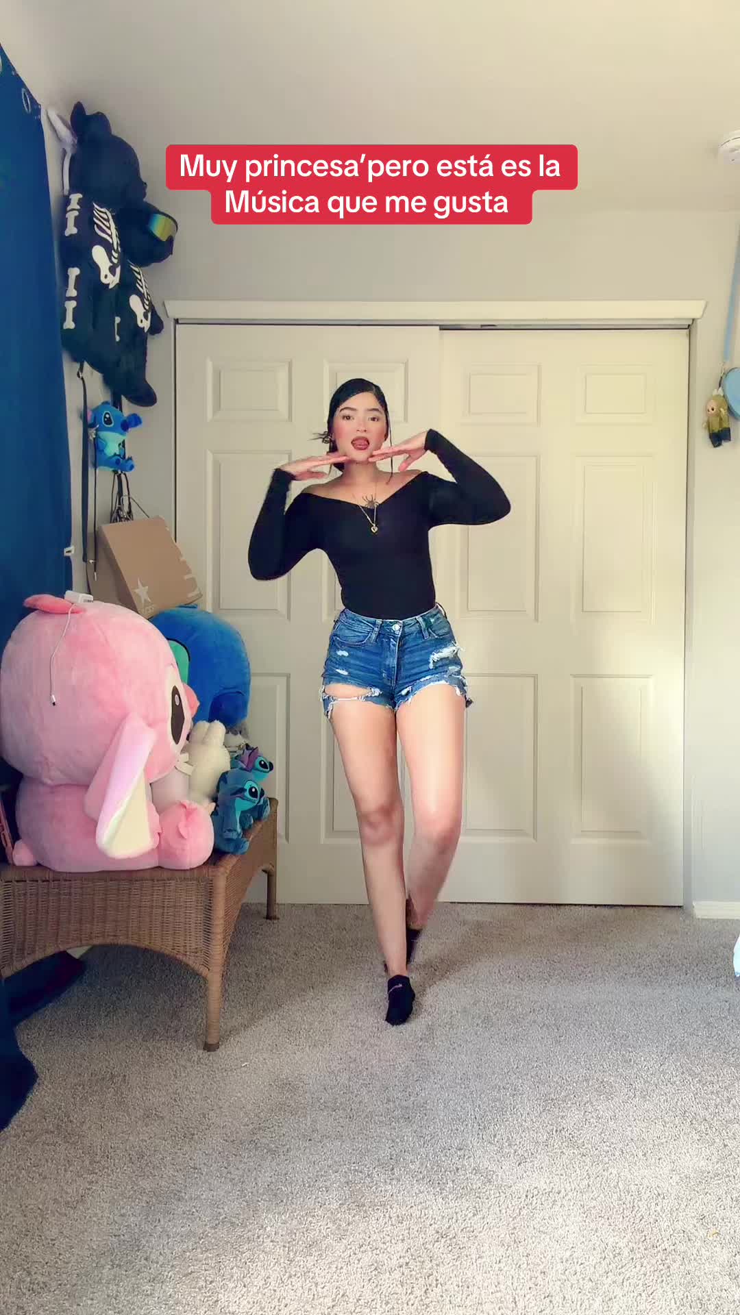 @🫦
