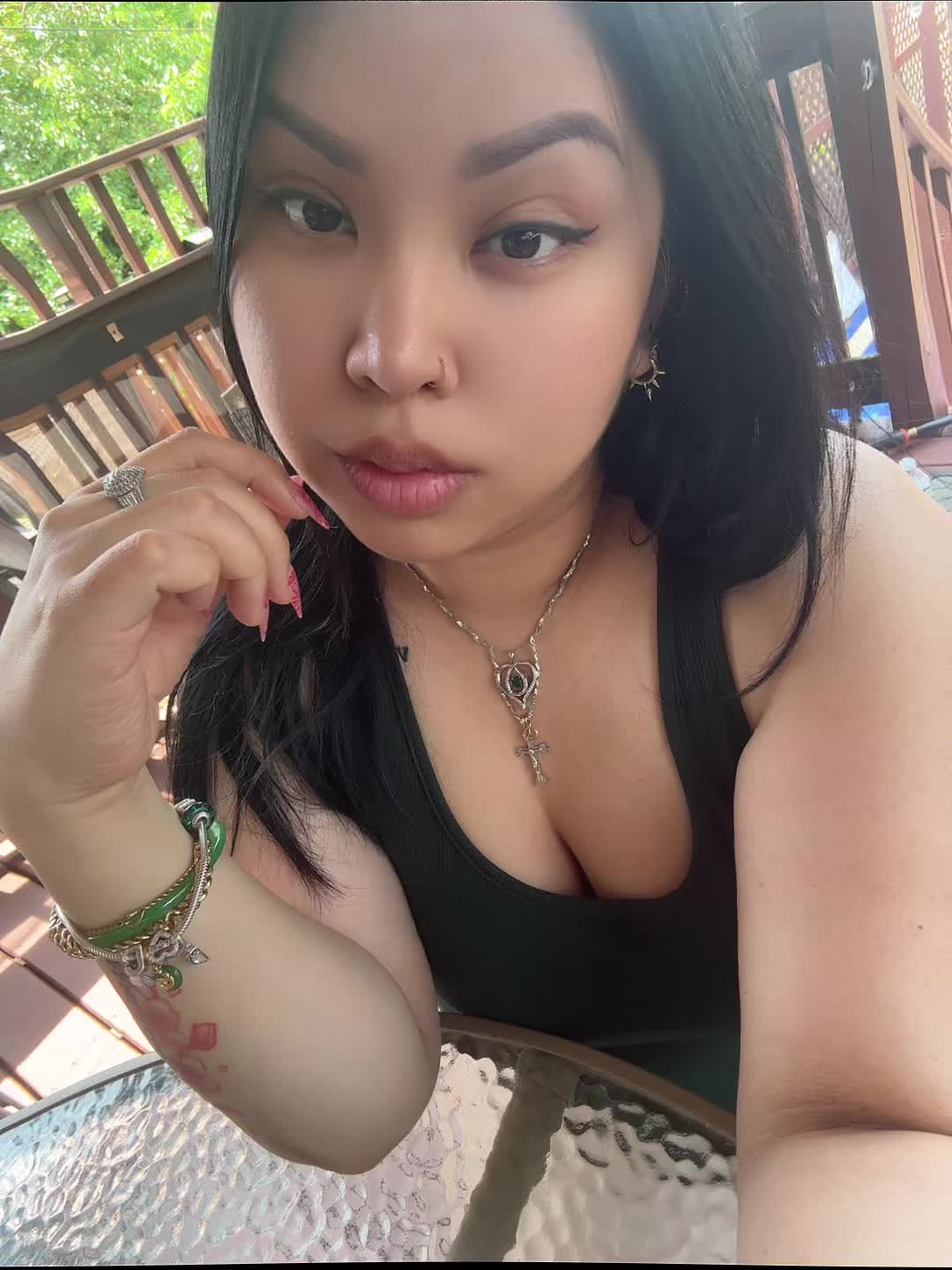 @pretty_jenni_vibes