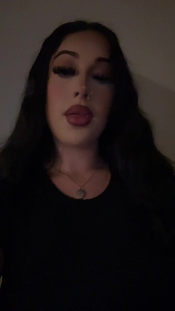 @mariahraiine