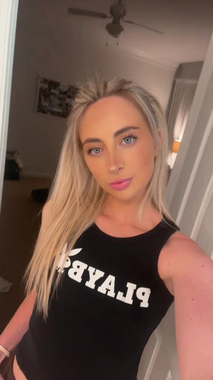 @Cam👱🏼&zwj;♀️