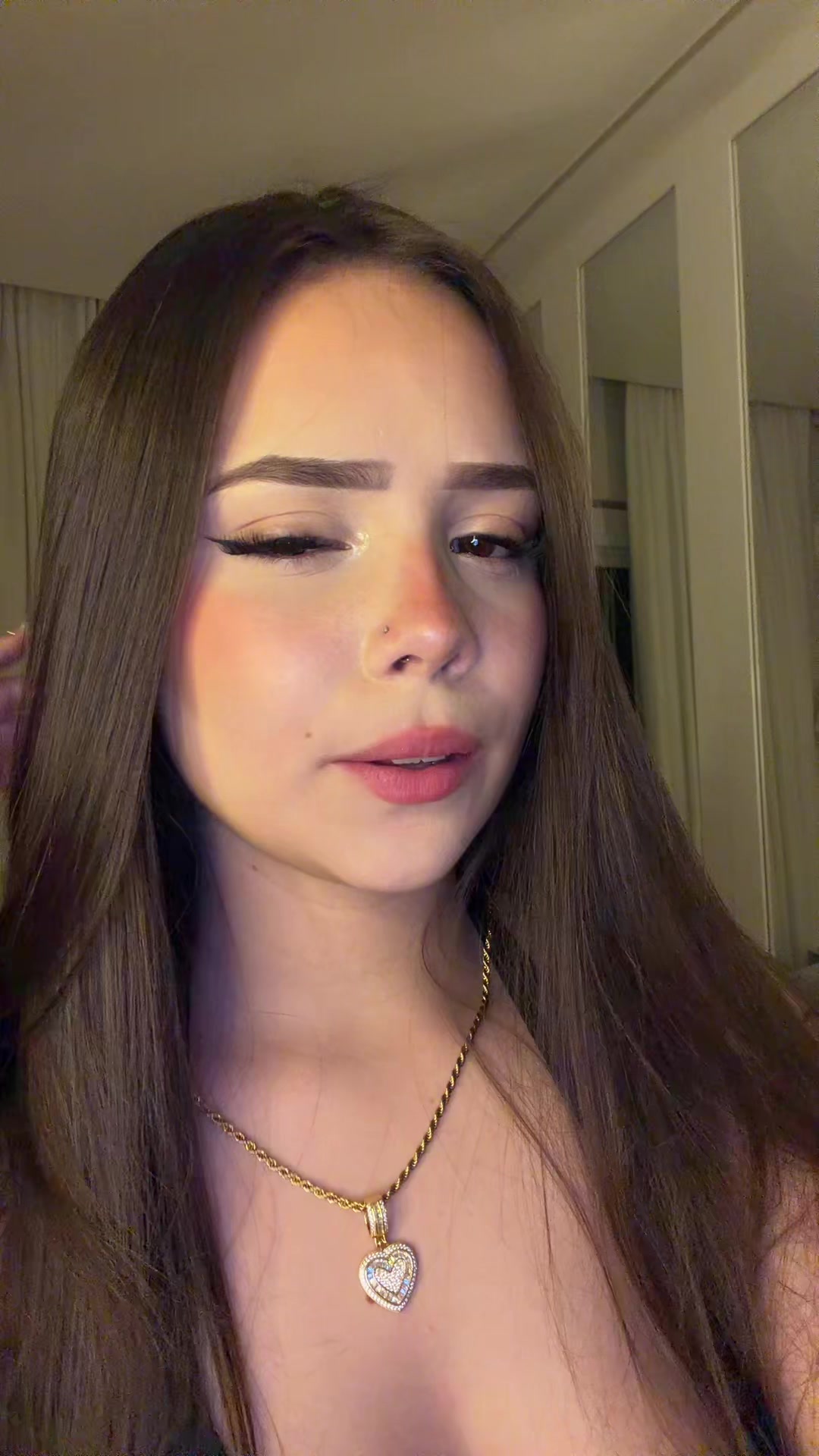 @️ ️