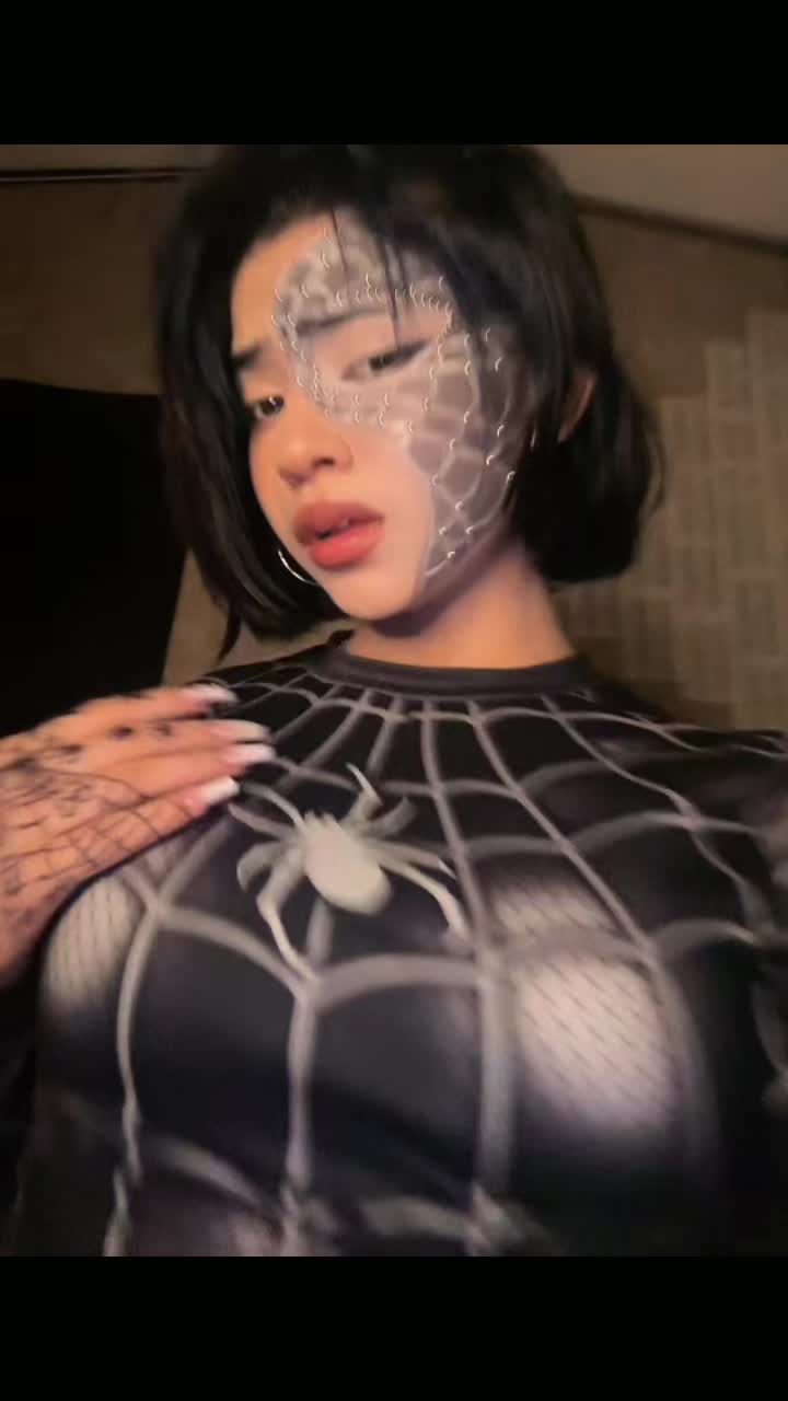 @Eliqueen-official