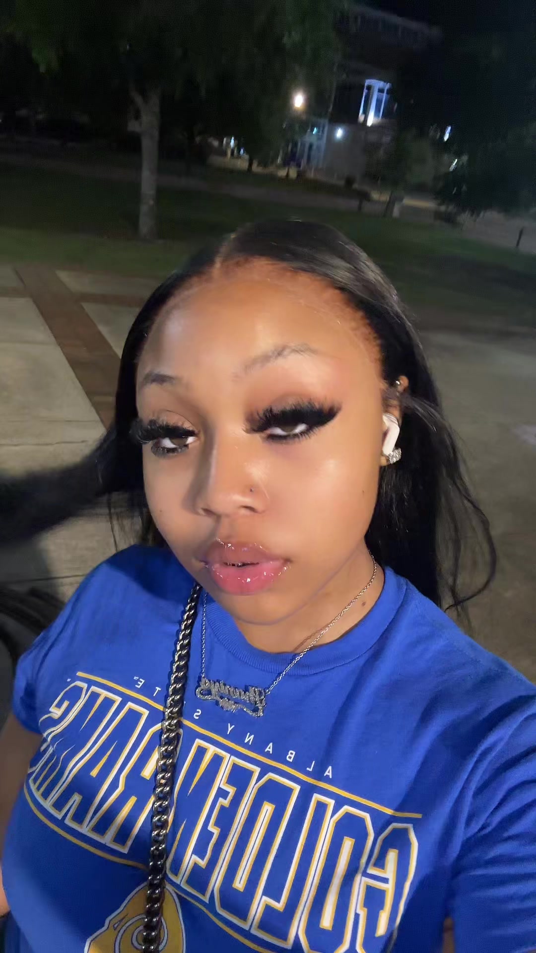 @shaniya janai
