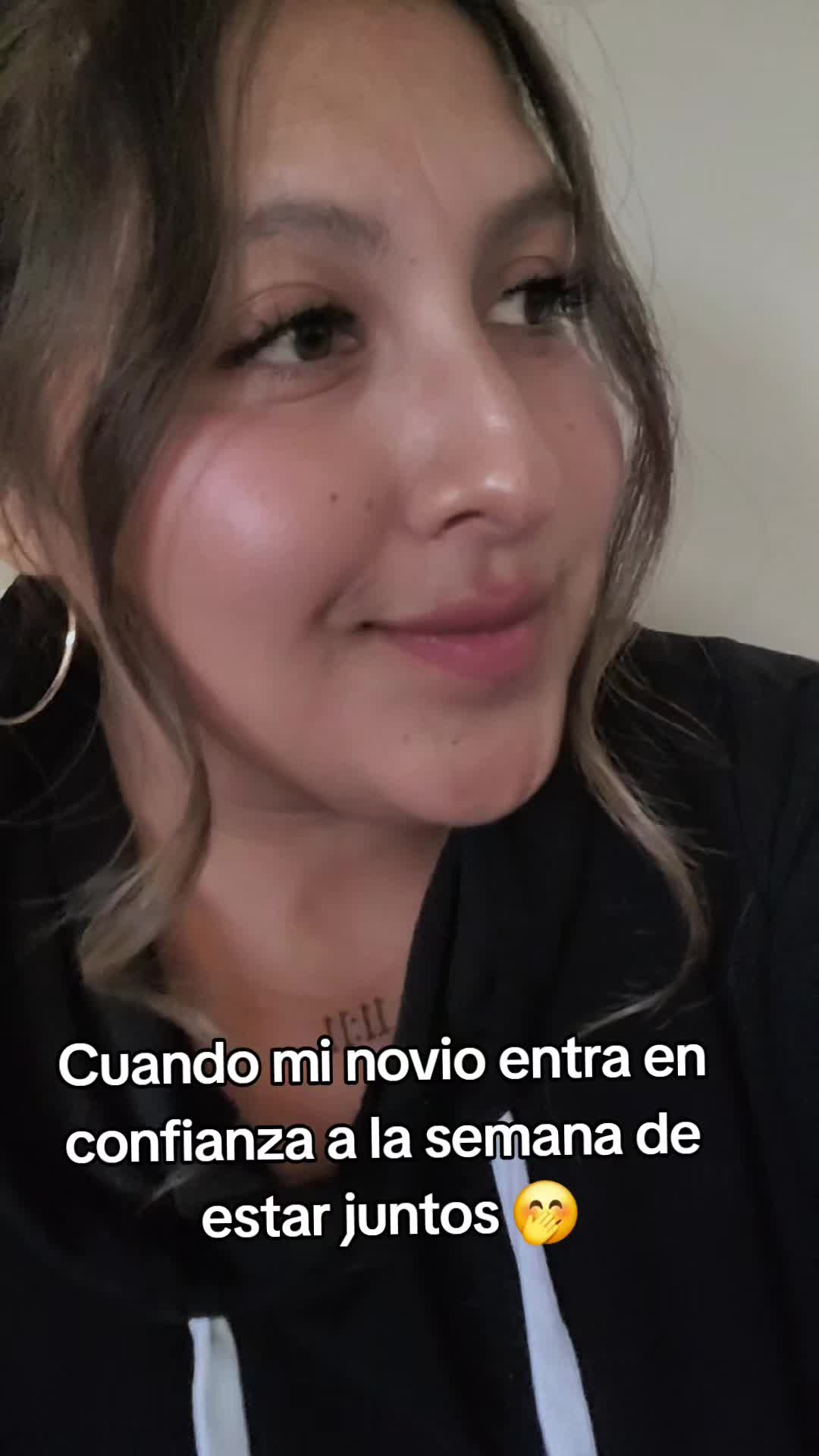 @la_moni