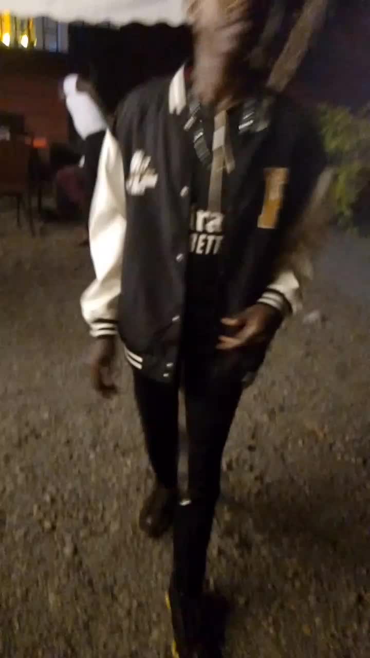 @Super Gidii