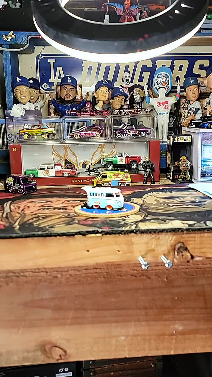 @ELMOFLESCUSTOMSHOP