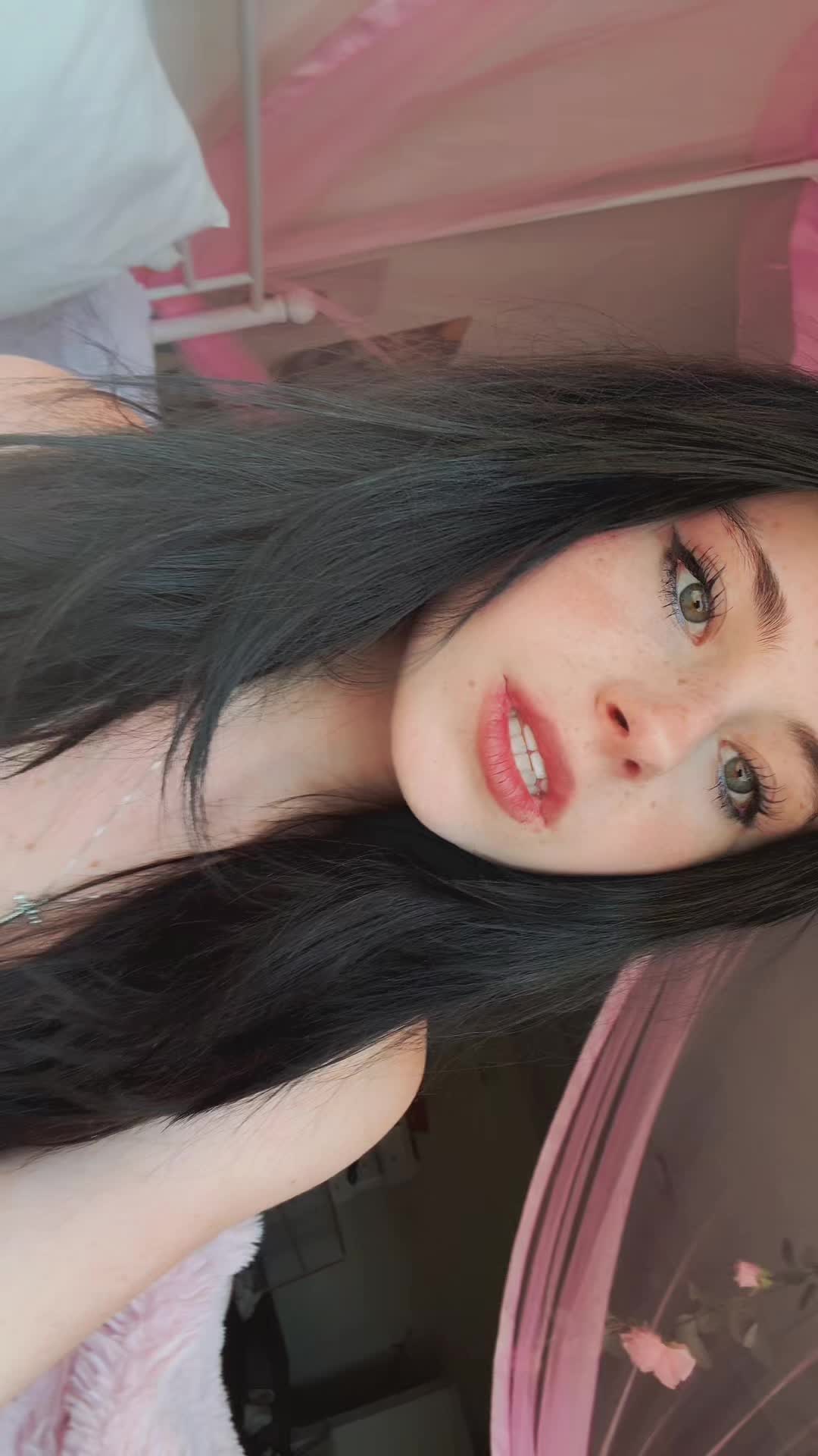 @tay ⟢