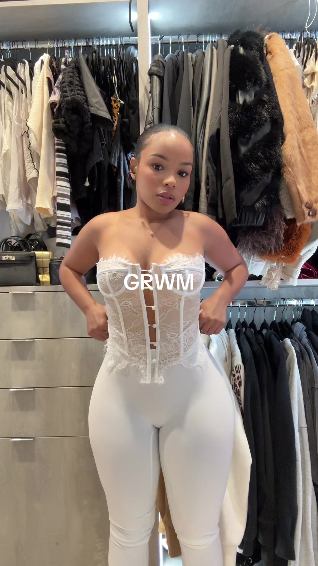 @YT: Aaliyah Enjoli