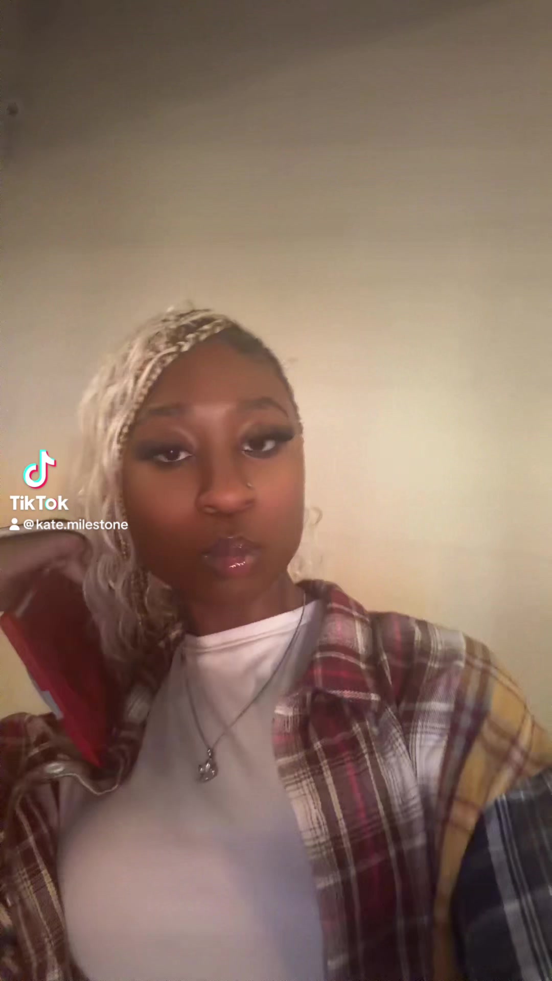 @👱🏾♀️