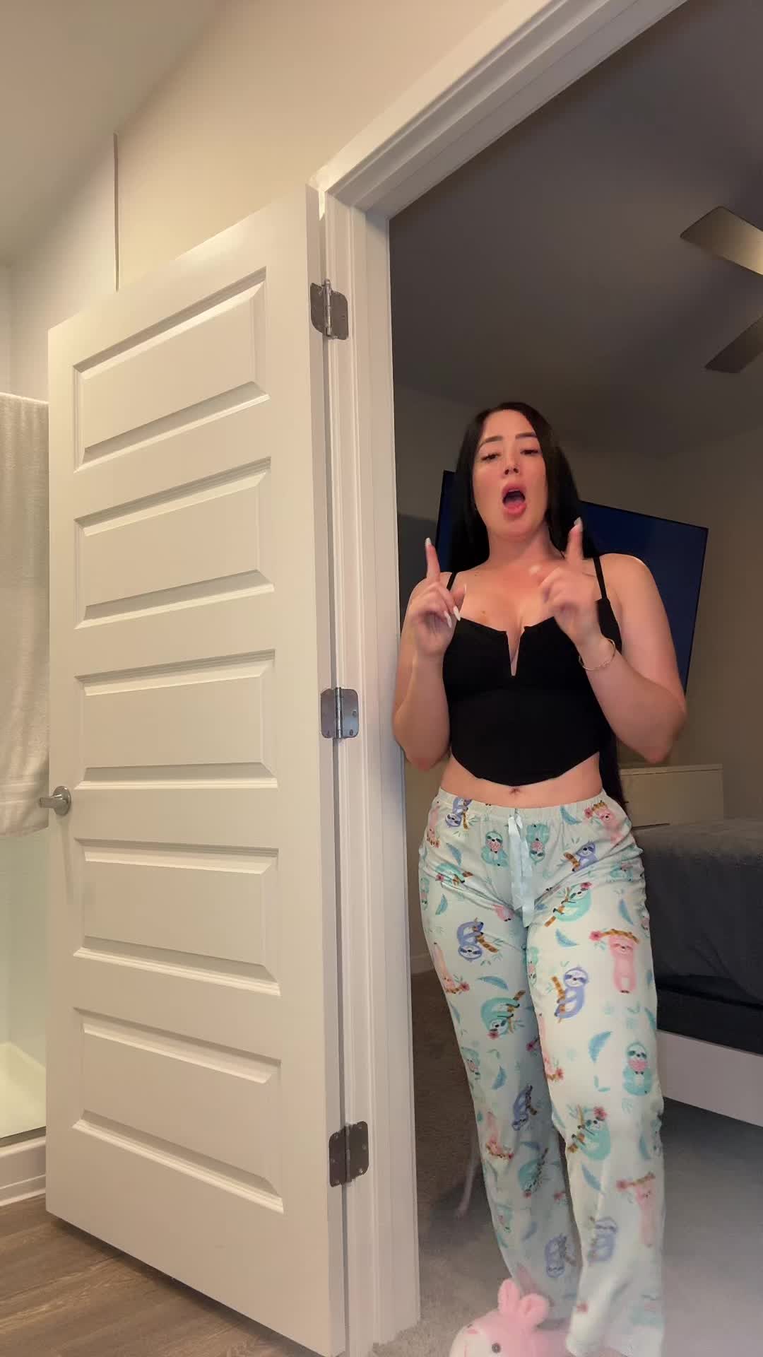 @Chikygarcia81