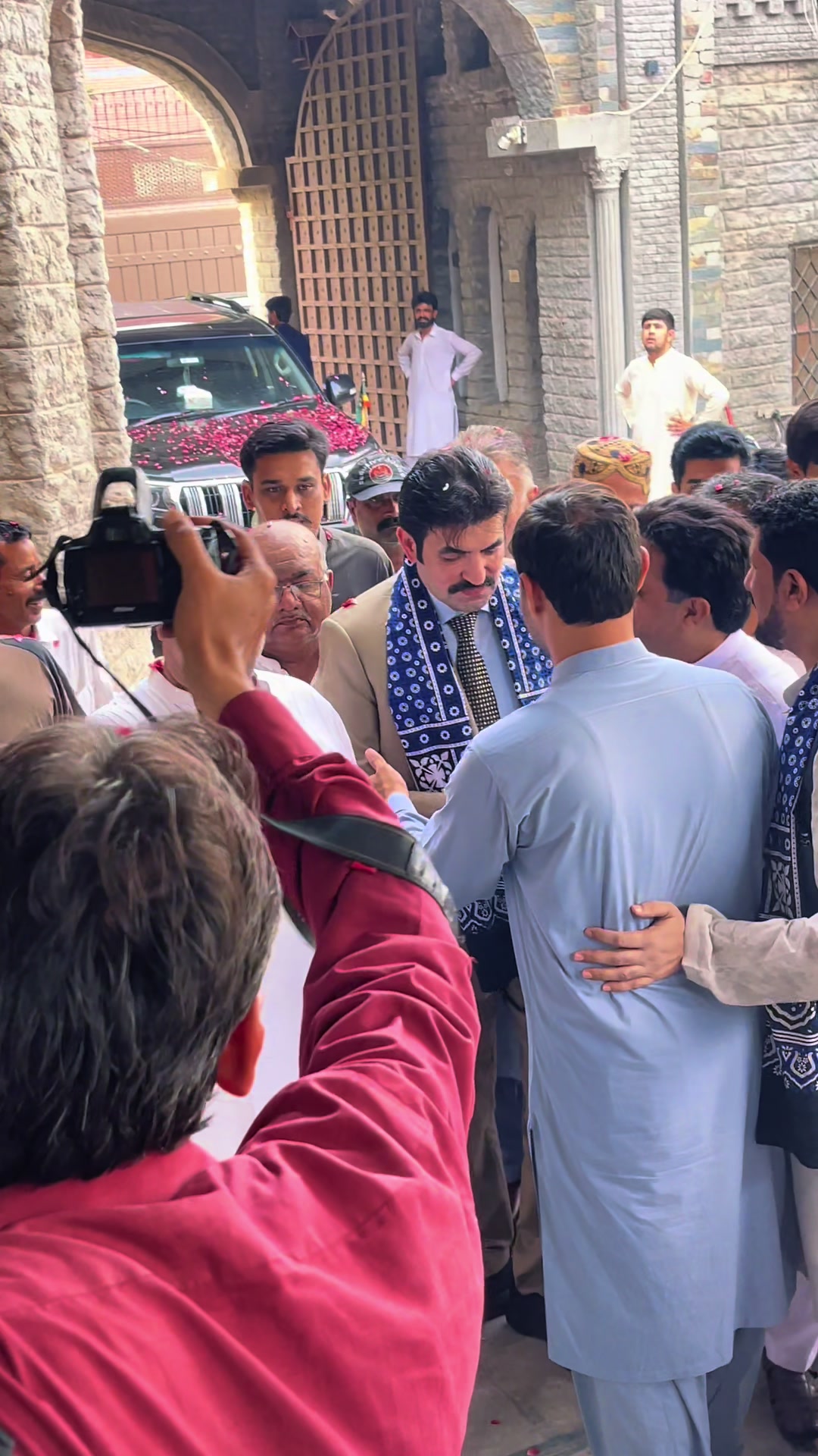 @Sher Afzal Khan Marwat