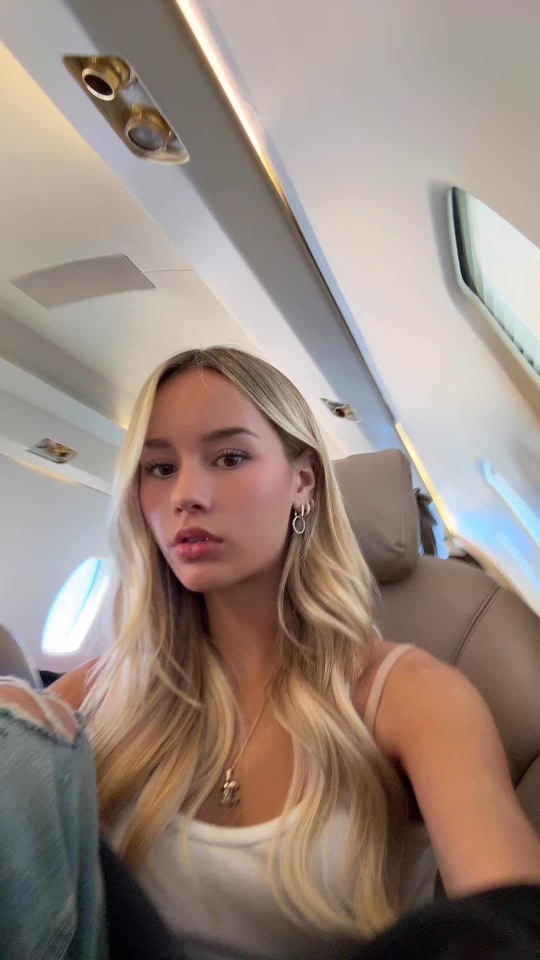 @JADEEE