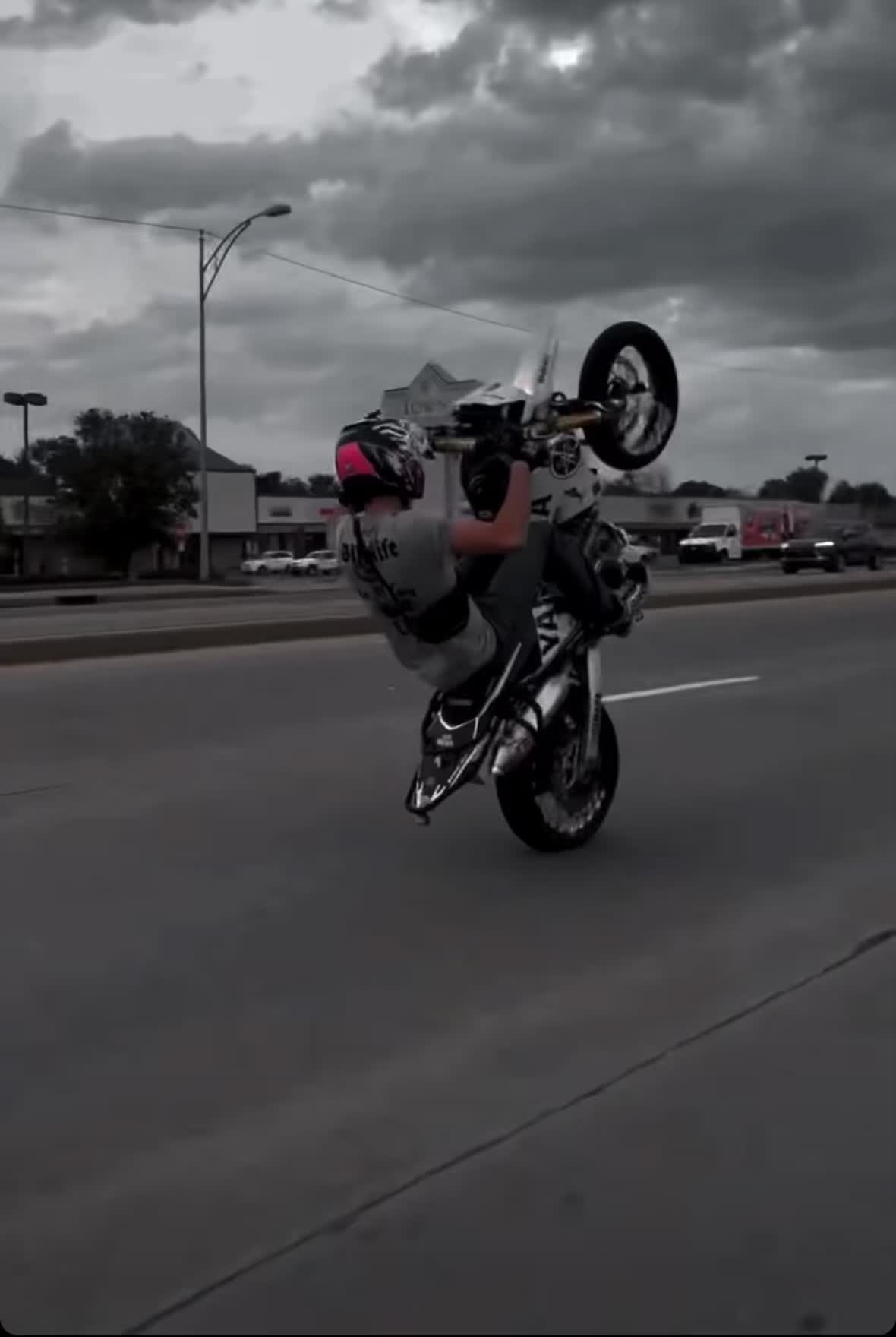 @adams_stunt_250