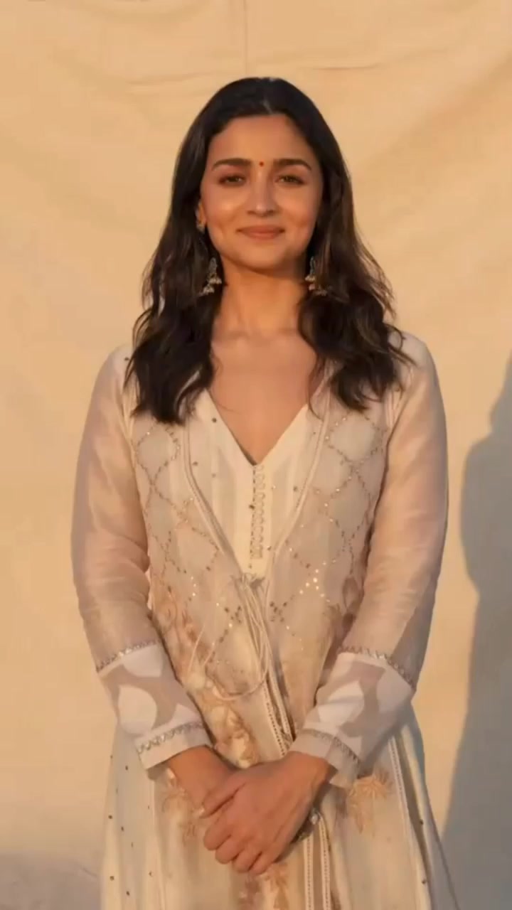 @Alia Bhatt