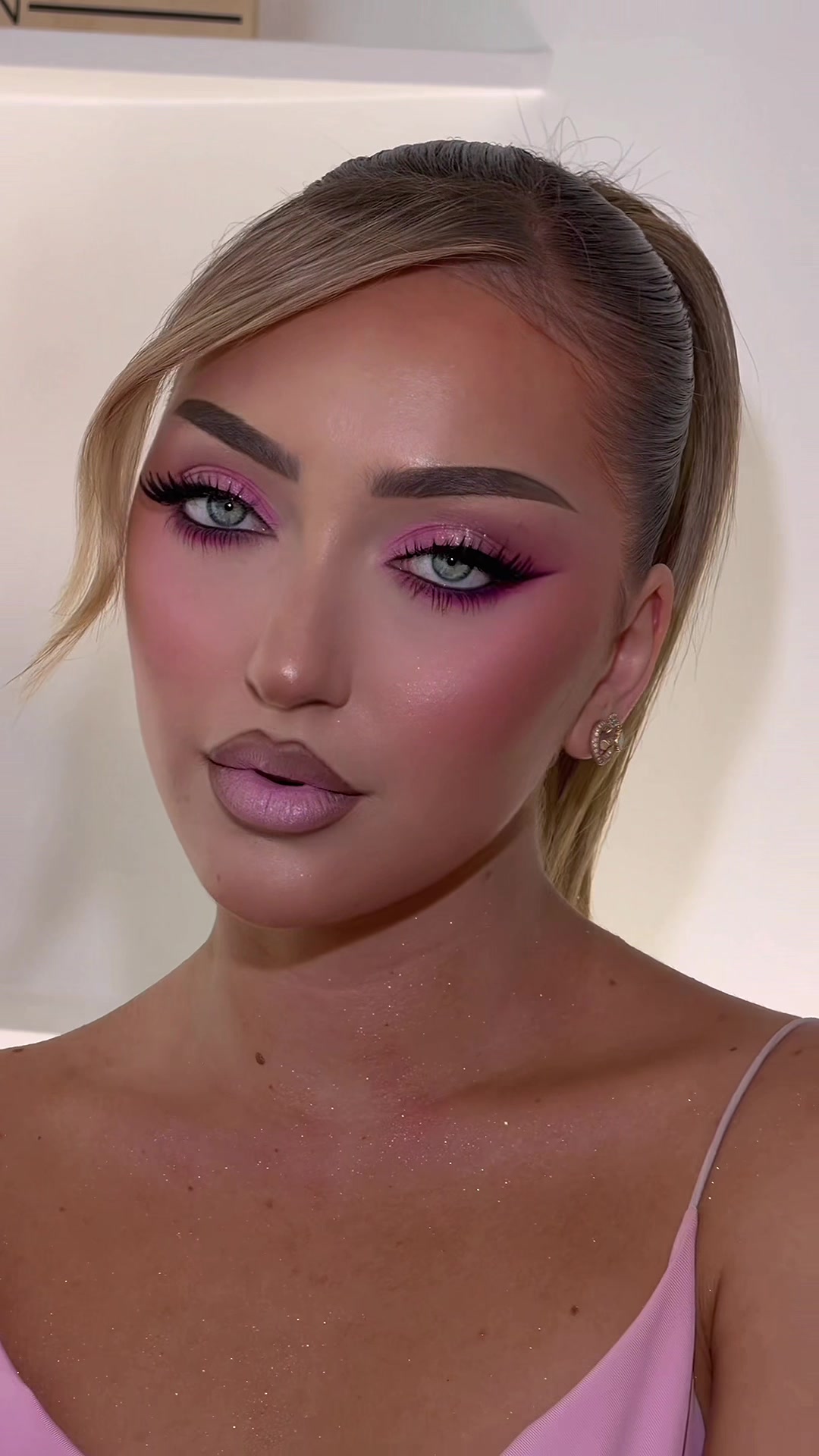 @Miles_beautysalon
