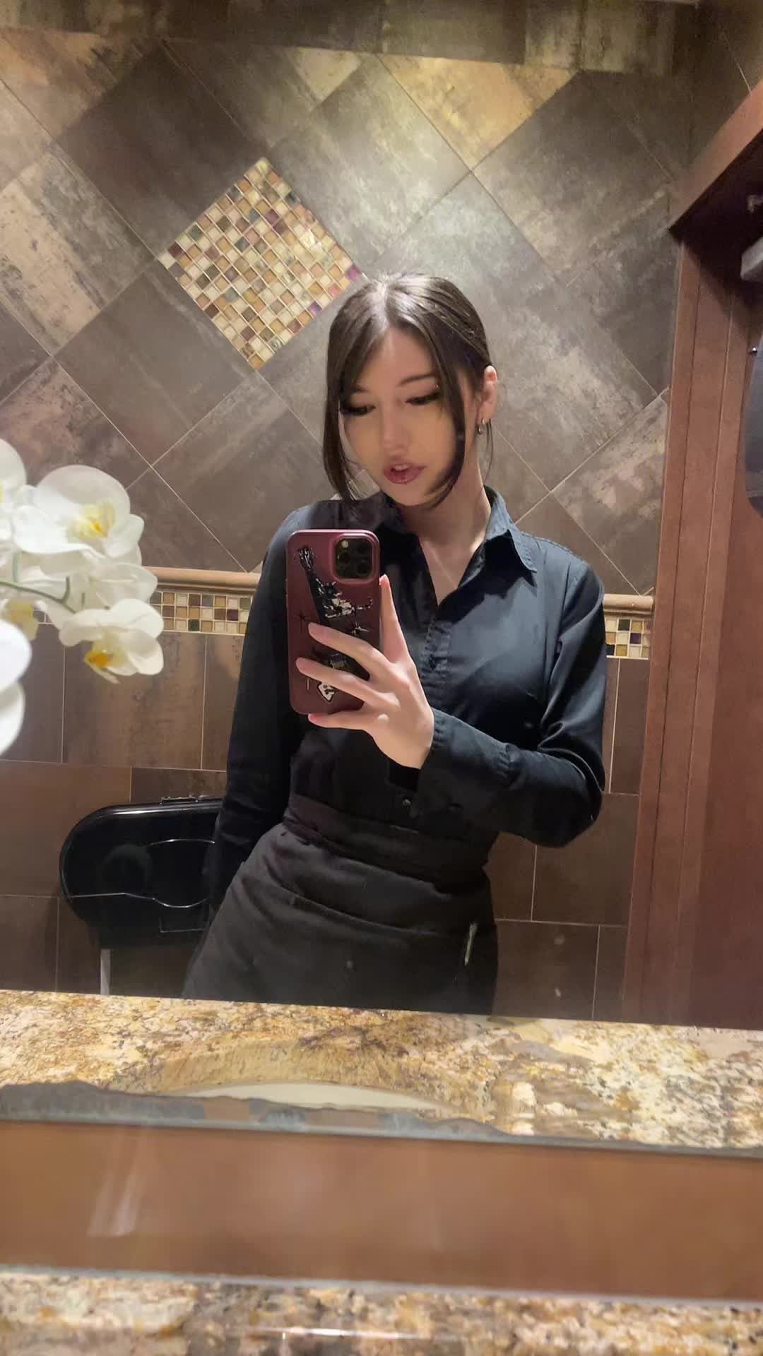 @naomi