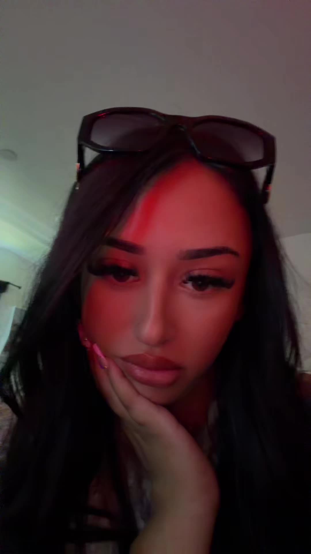 @𑣲𝒿