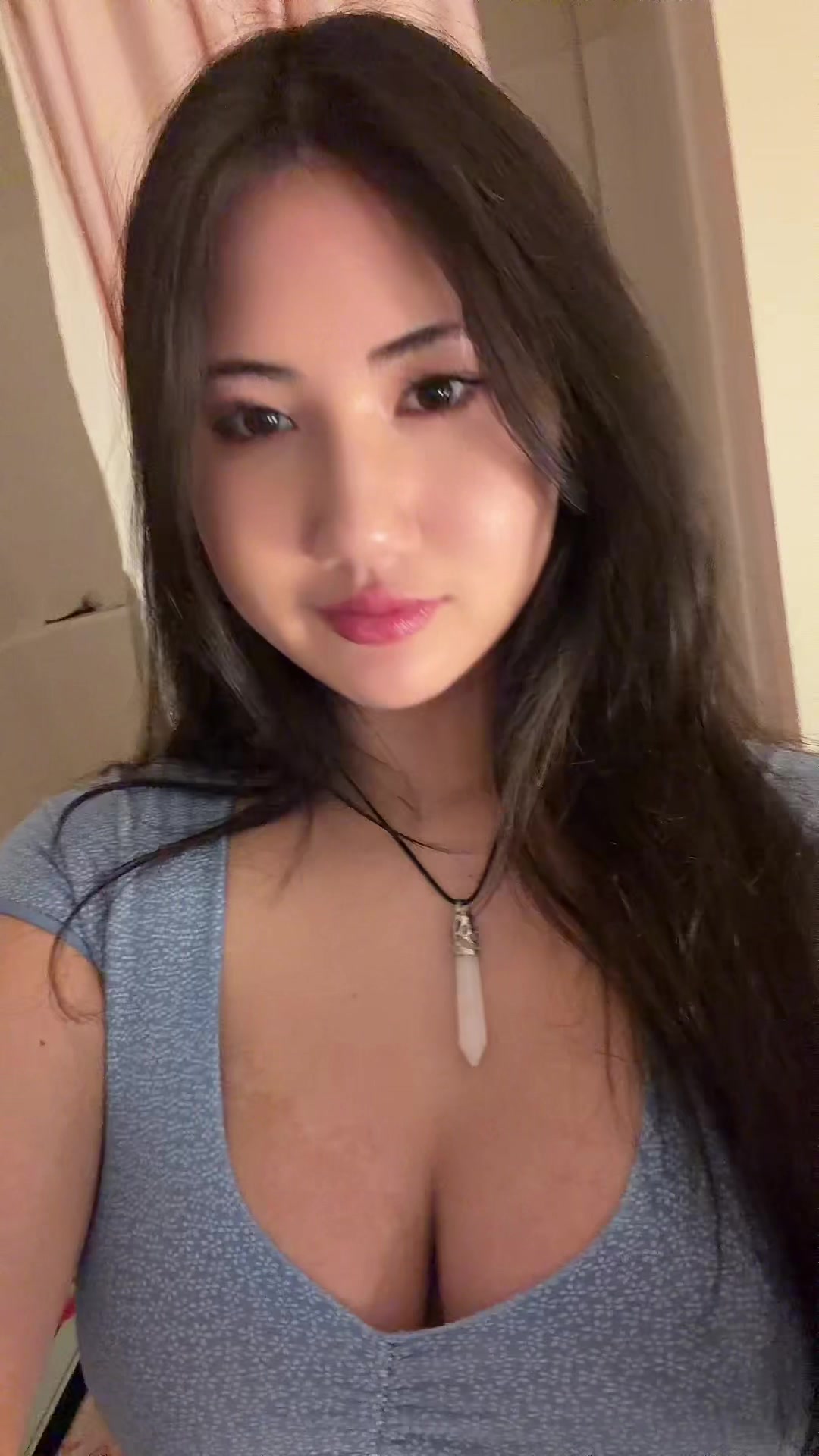 @Hana