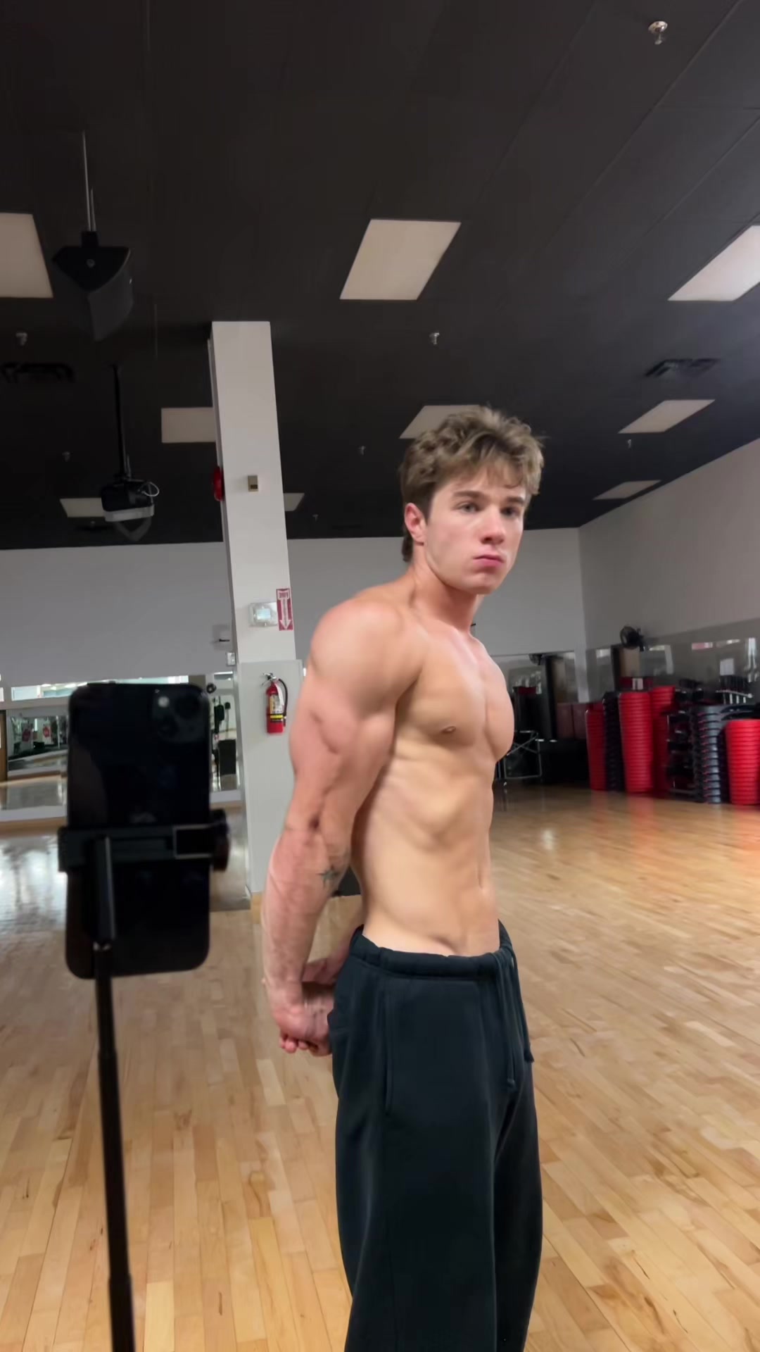 @currado__