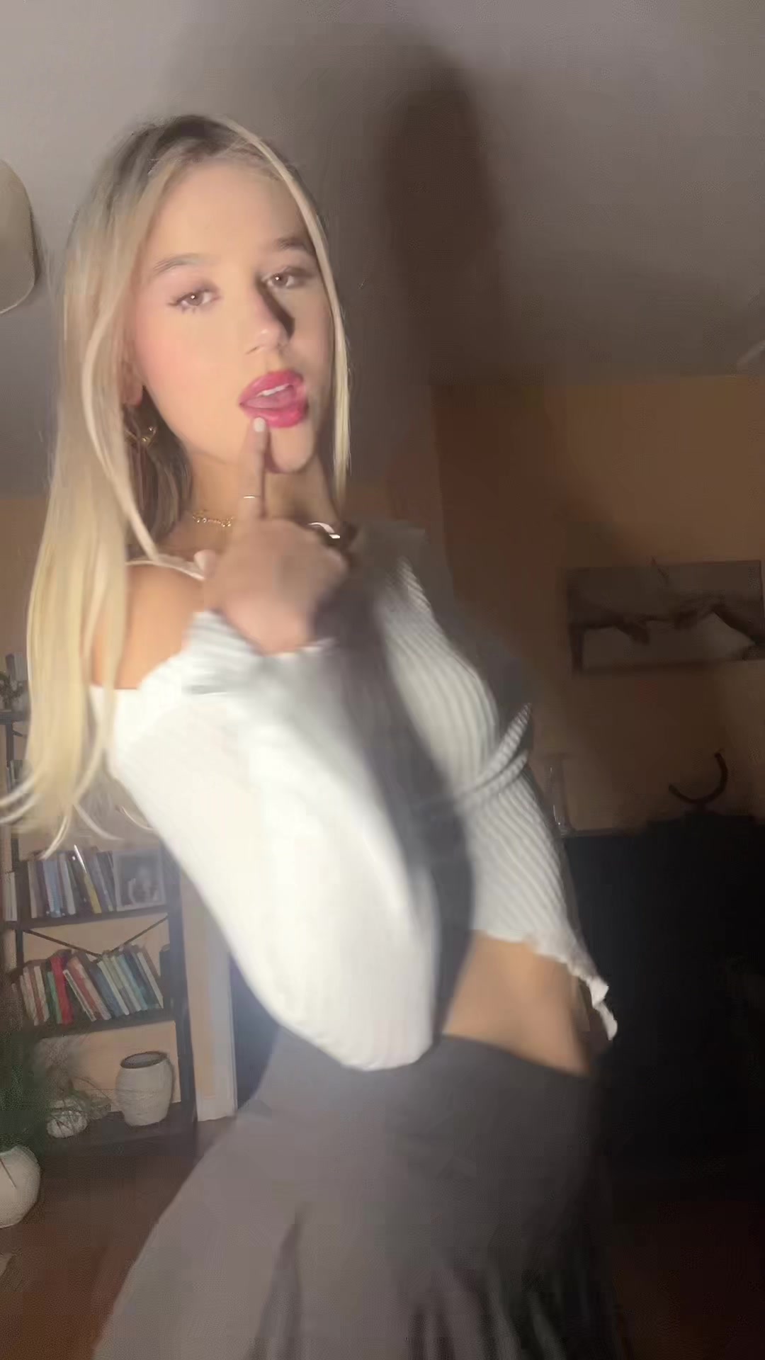 @antigoneeeeeee