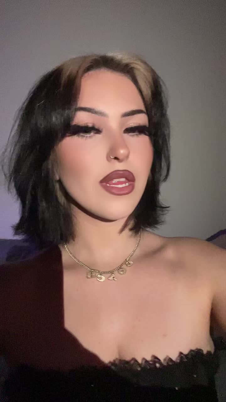 @Ħąłęy