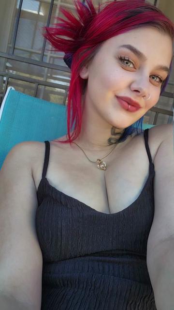 @LeiraKitty