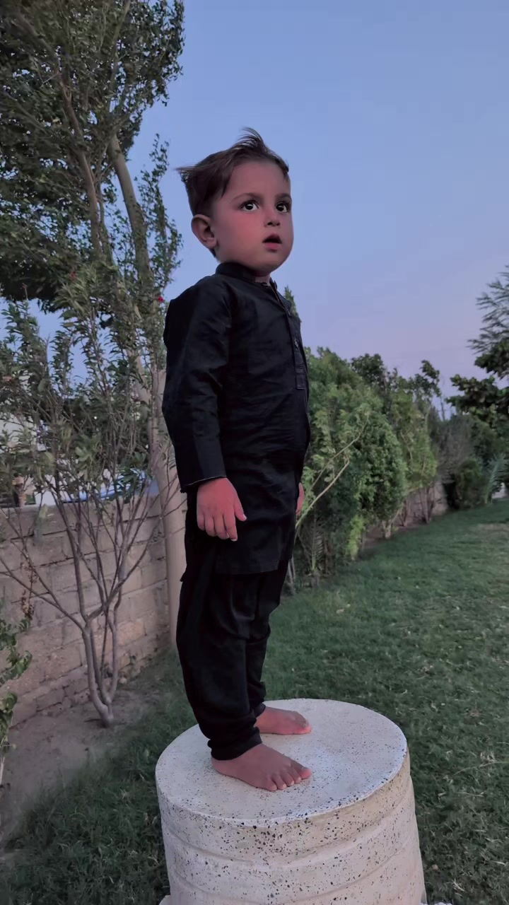 @awaiskhoso72
