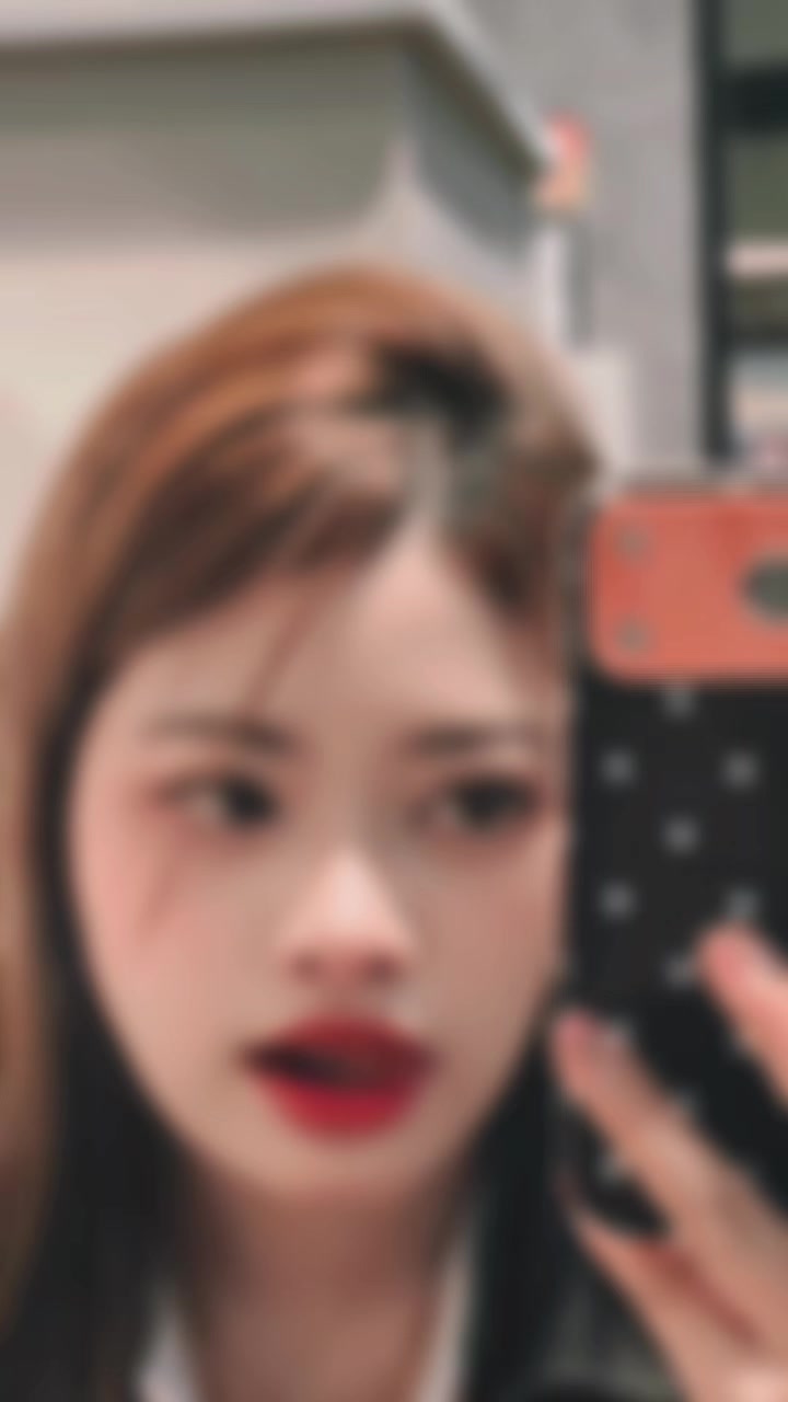 @𝕾𝖒𝖎𝖑𝖊 ♡︎