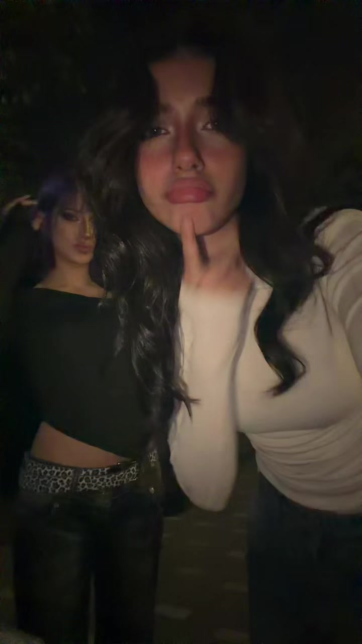 @avaaawoo