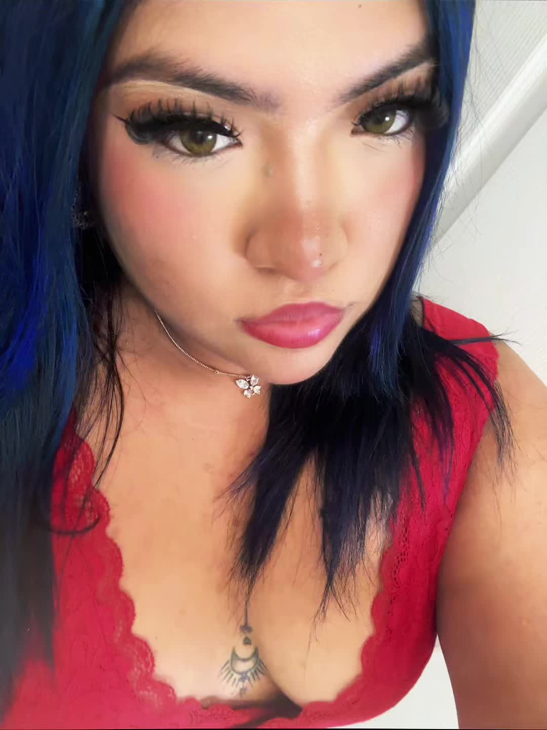 @🫐