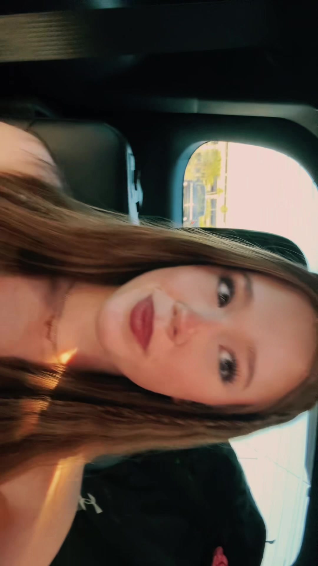 @jeaniee