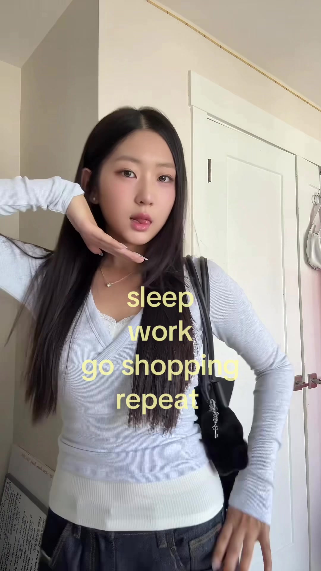 @r𖤐