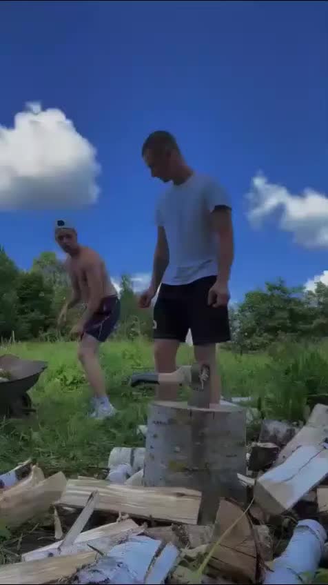 @Максим крутой🤤