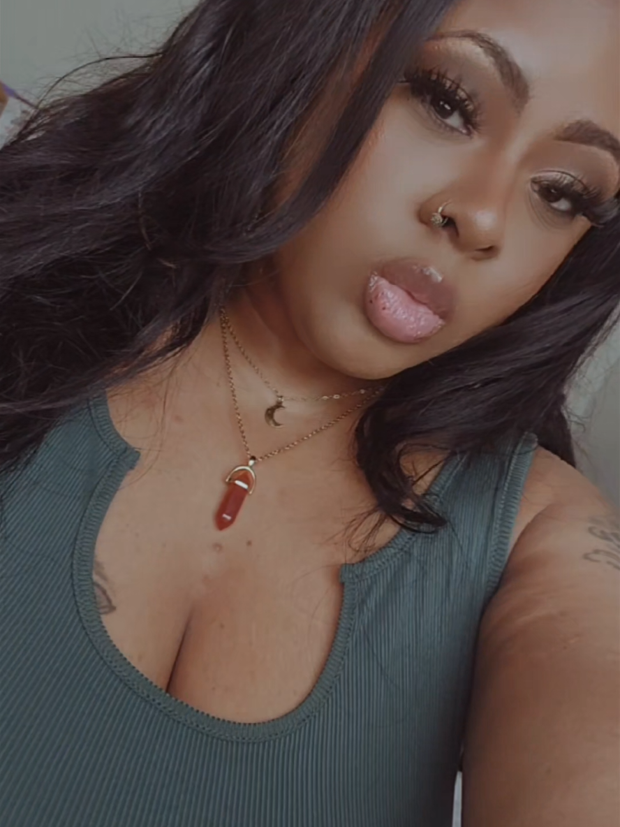 @😘♉️ Danni Rose ♉️😘