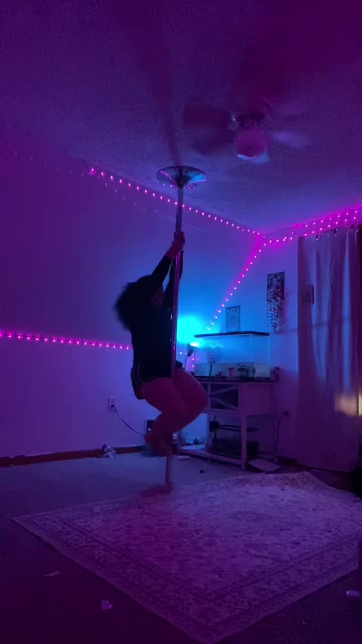 @areana garcia🌑💫