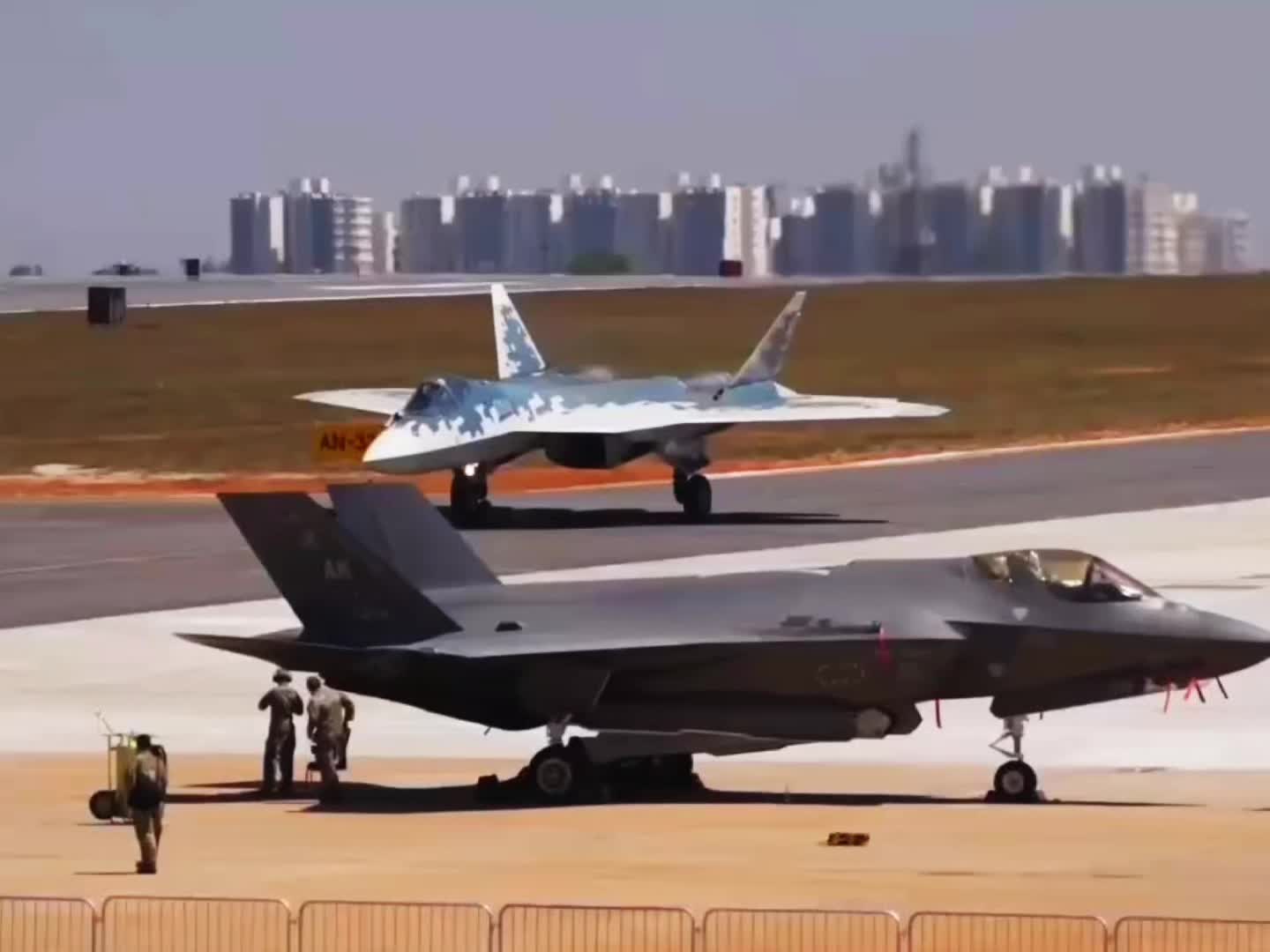 @𝑬𝑿𝑷𝑨𝑵𝑺𝑰𝑶𝑵🎖️