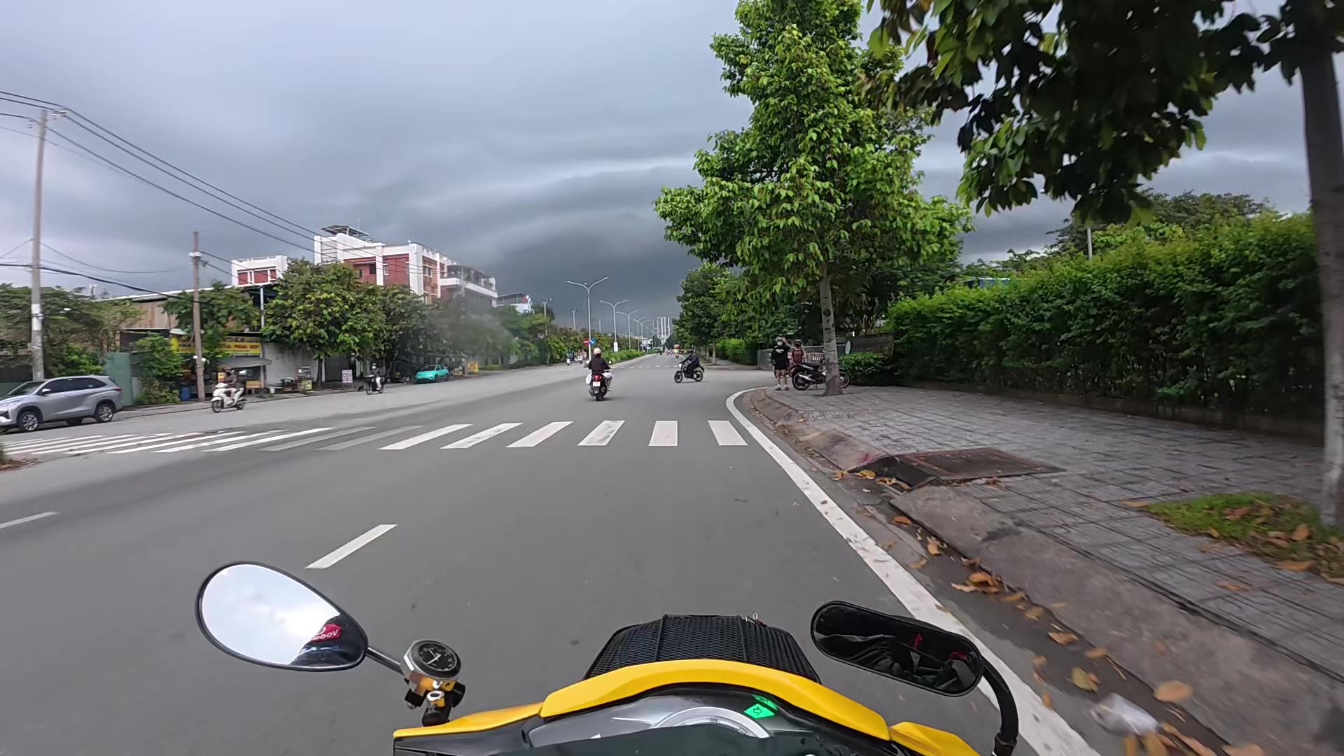 @Long Quận 9