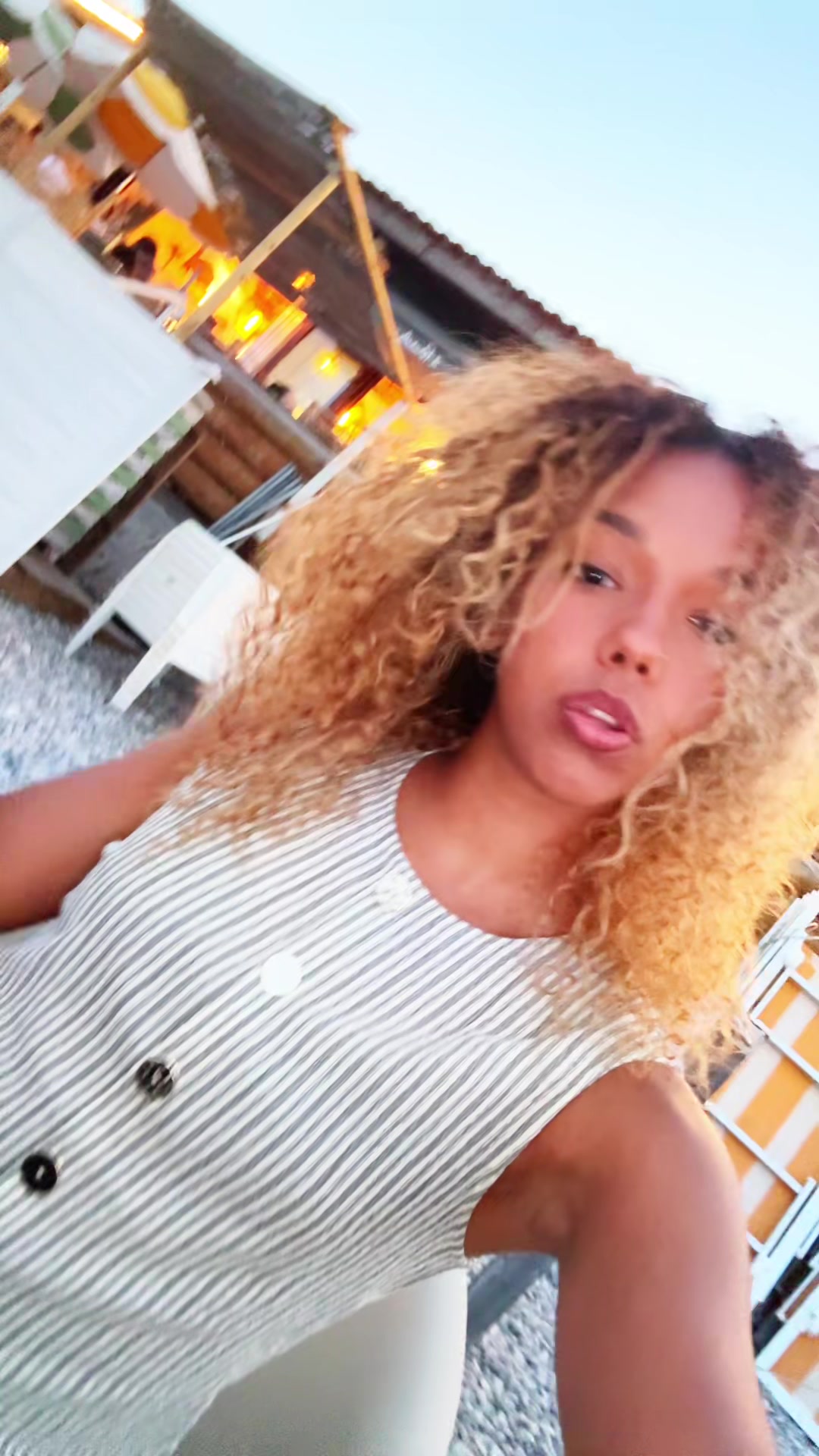 @M é l i 🍭