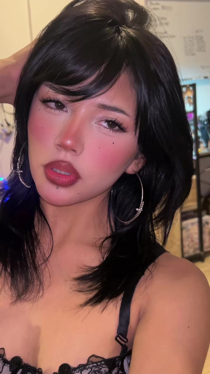 @Miku🕷️