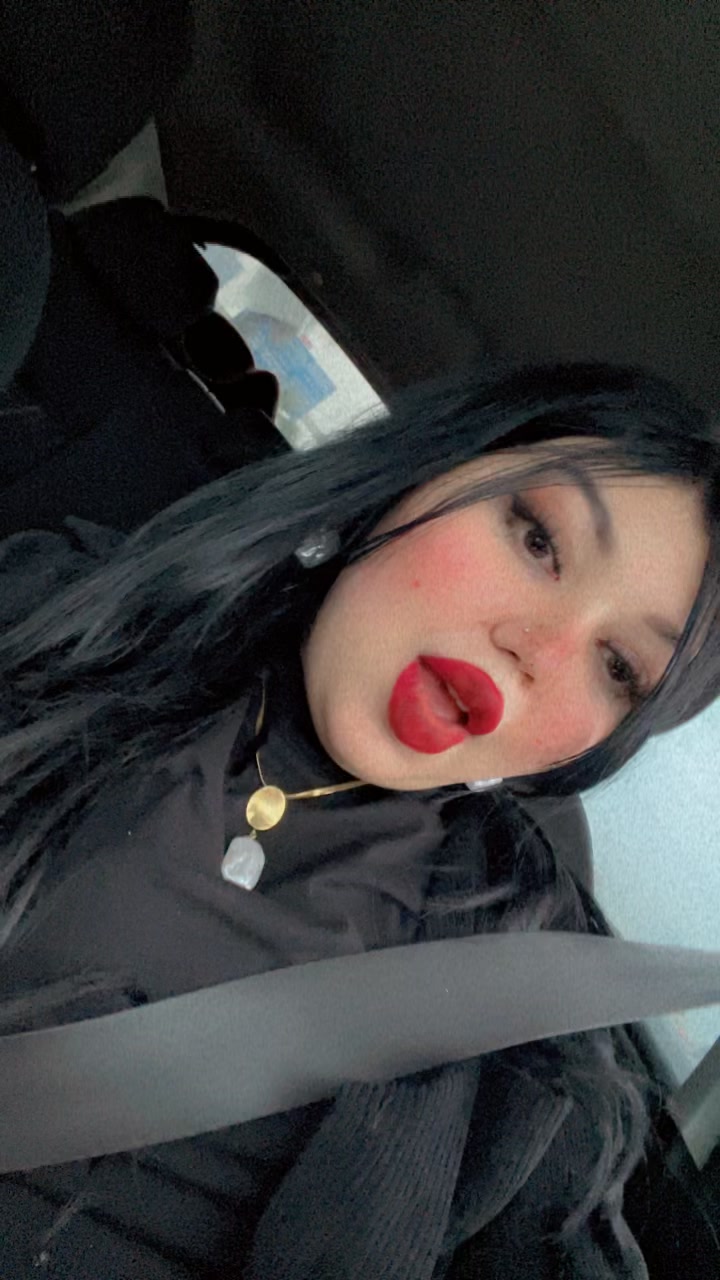 @Nina👑