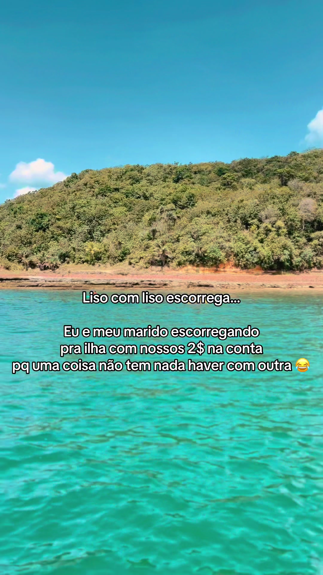 @laricoellho_