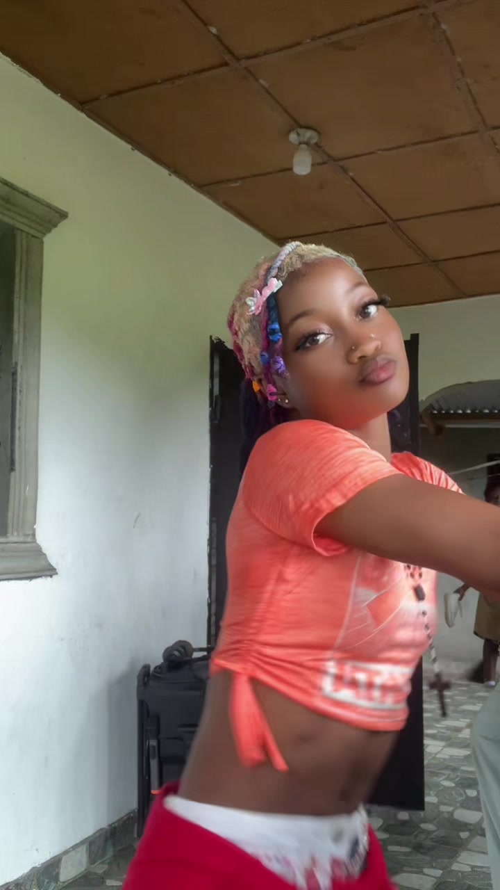@B&iuml;ll&icirc;&ntilde;&ecirc; DC Queen