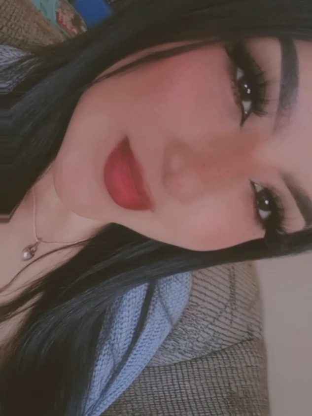 @𝓘𝓽𝔃𝓮𝓵 𝓛𝓸𝔃𝓪𝓷𝓸💋