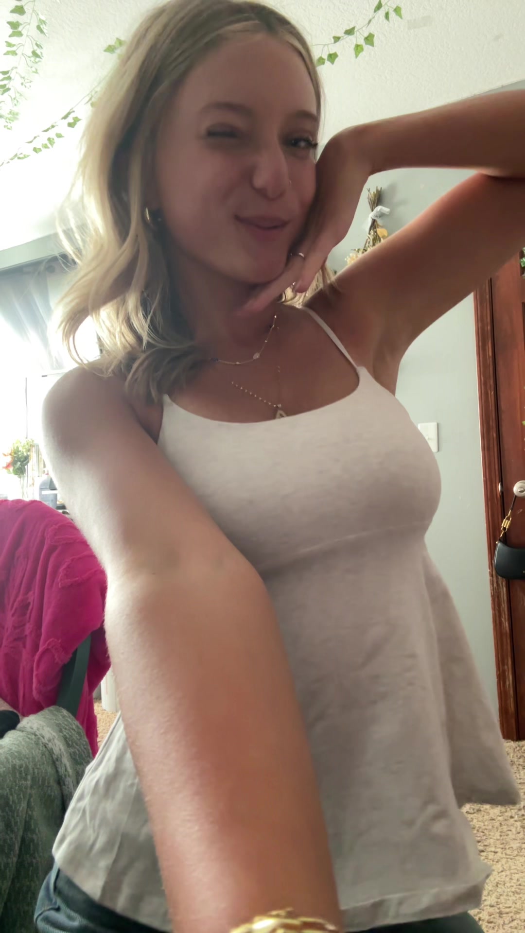 @Ava Marie