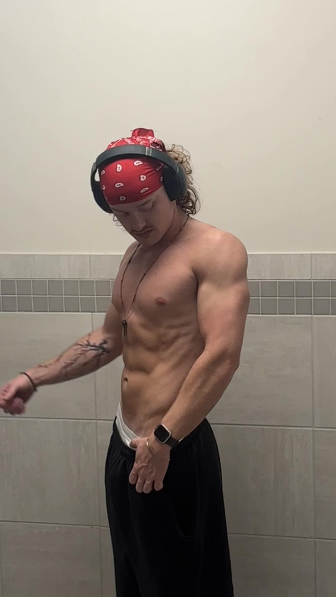 @nosouljustmuscle