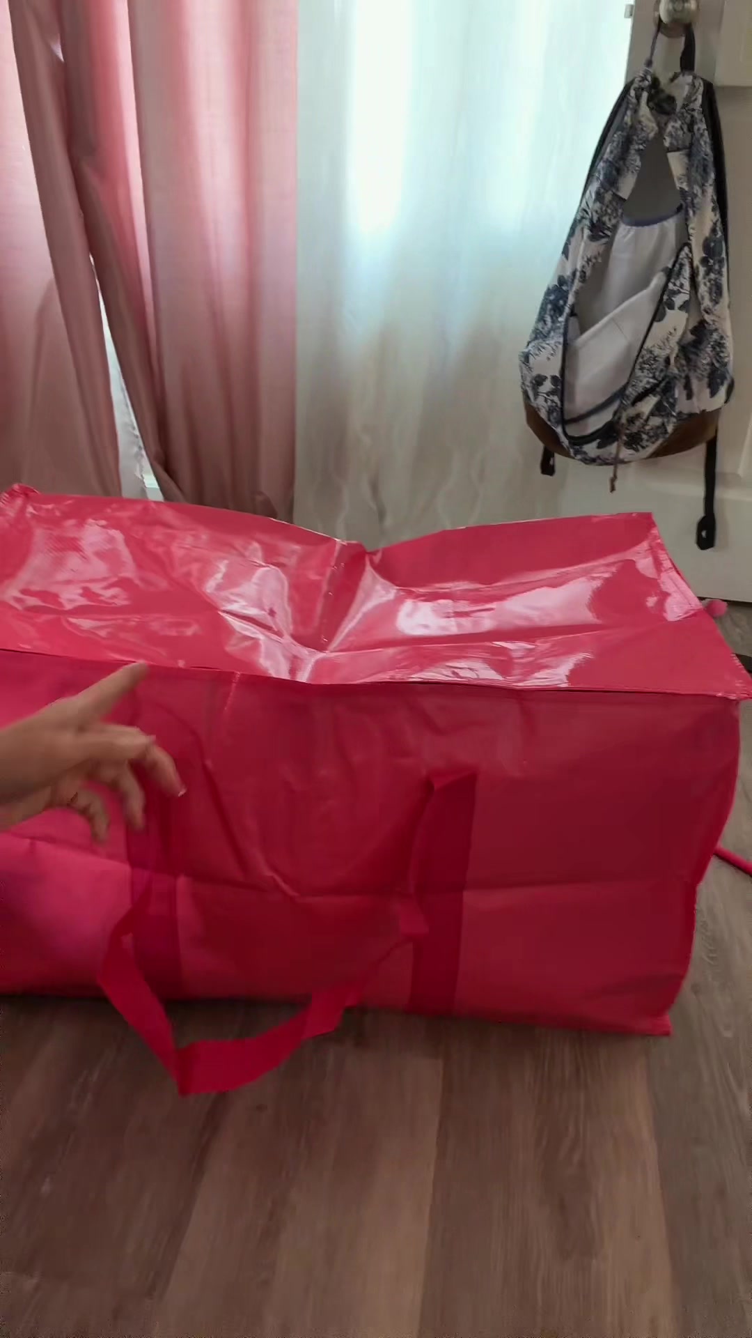 @Emookitkats