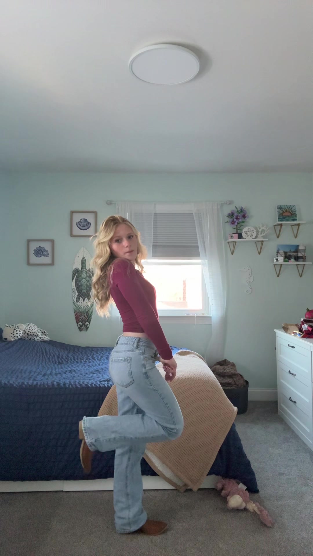 @mikaila