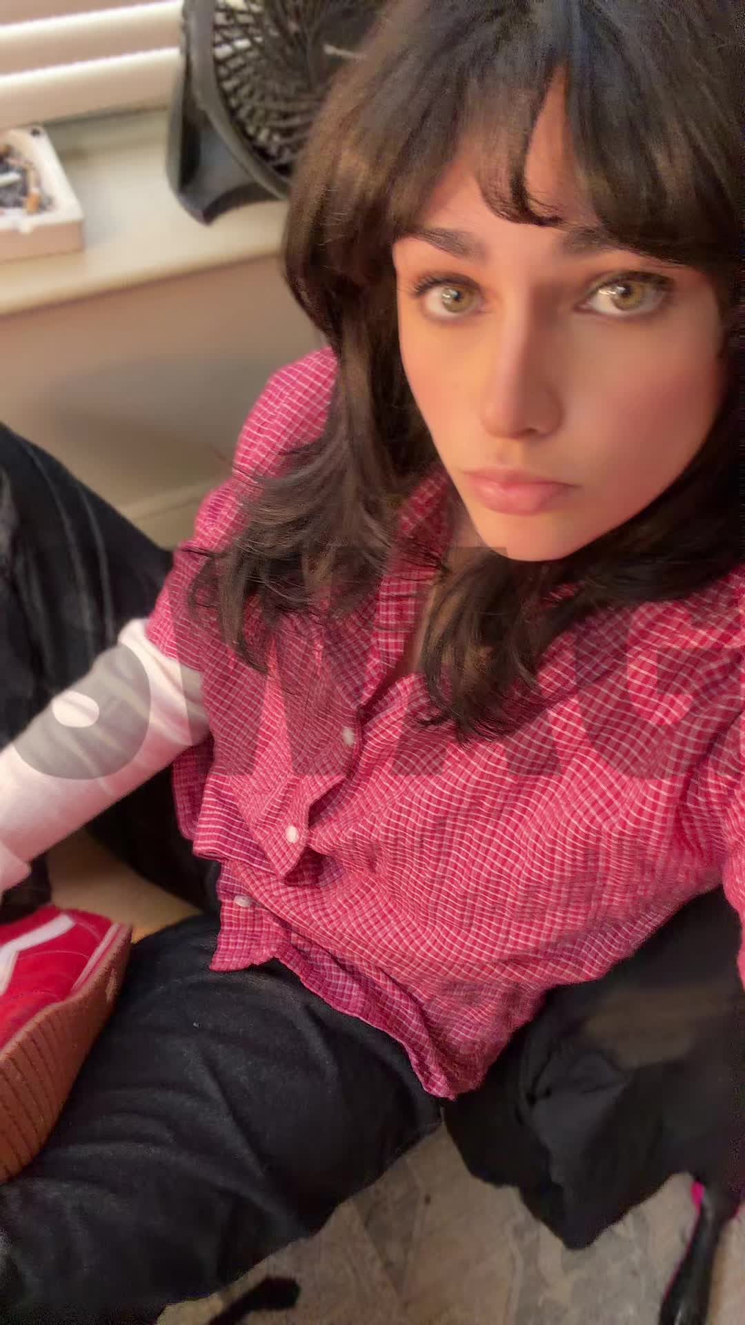 @leela